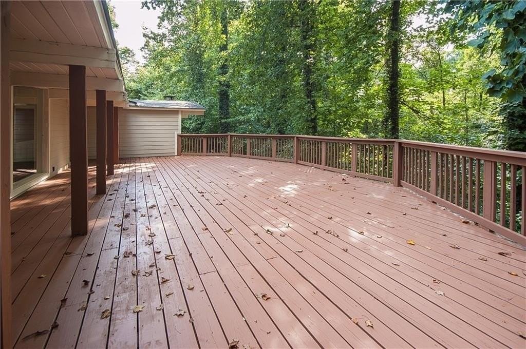 5270 Riverview Rd - Photo 4 of 20