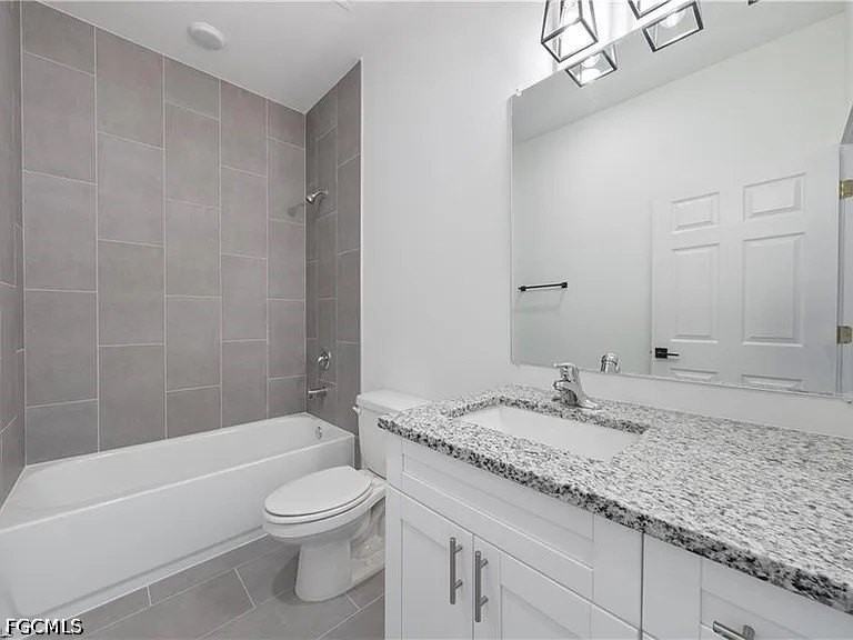 2206 Leda Ave S - Photo 4 of 5