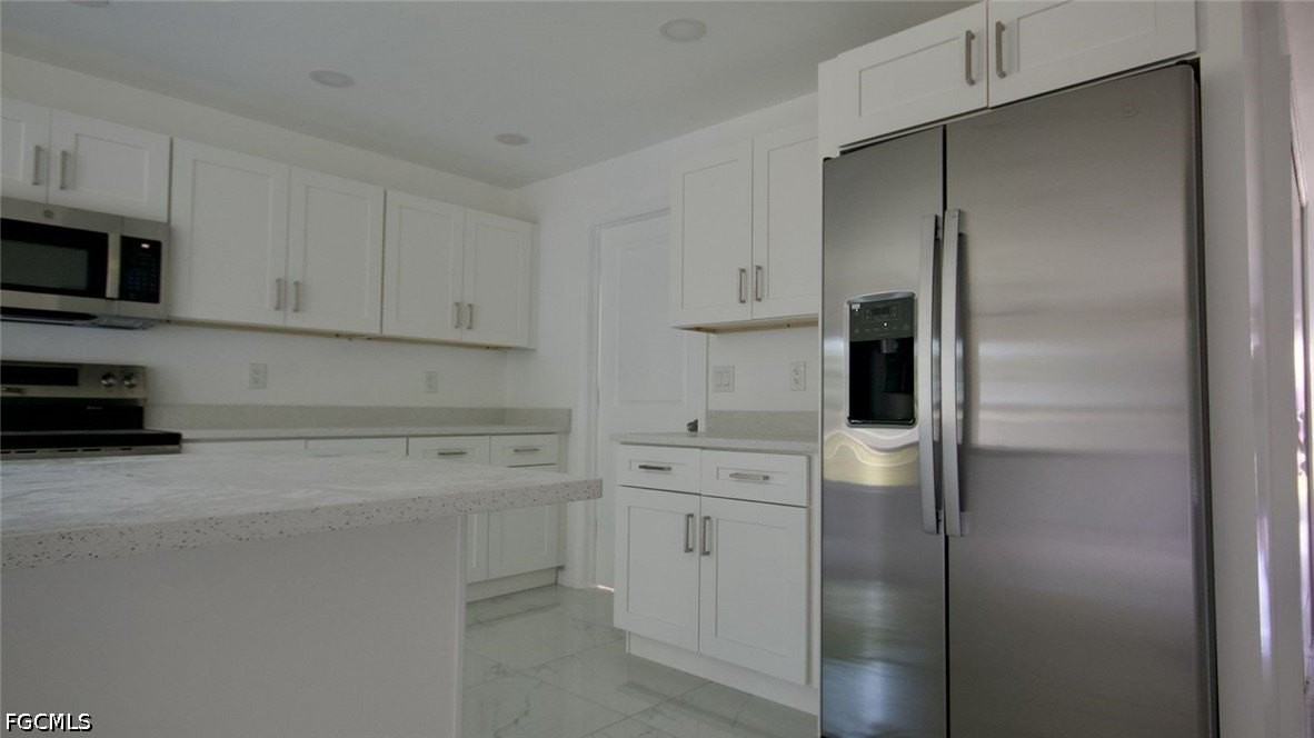 3428 Jeffcott St - Photo 3 of 22
