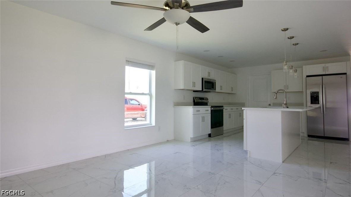 3428 Jeffcott St - Photo 4 of 22