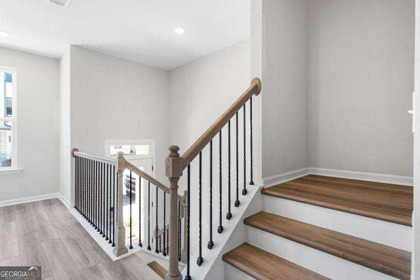 312 Cornett Way - Photo 3 of 48