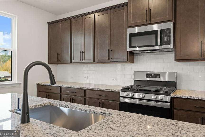 312 Cornett Way - Photo 5 of 48