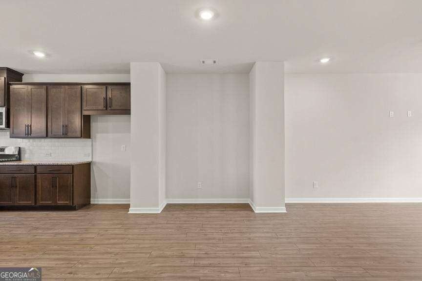 312 Cornett Way - Photo 6 of 48
