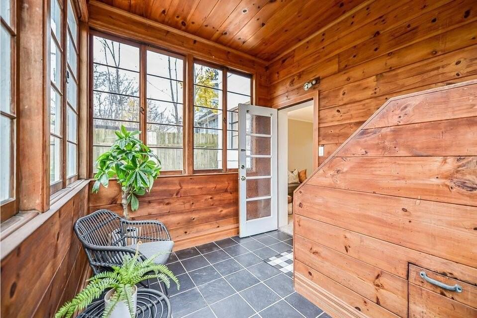 814 Pauline Blvd #2 - Photo 5 of 35