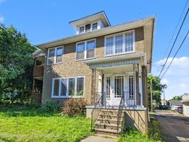 featured image of 1614 Linden St #A
