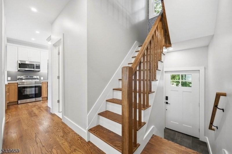 40 Jardine Rd #2 - Photo 4 of 48