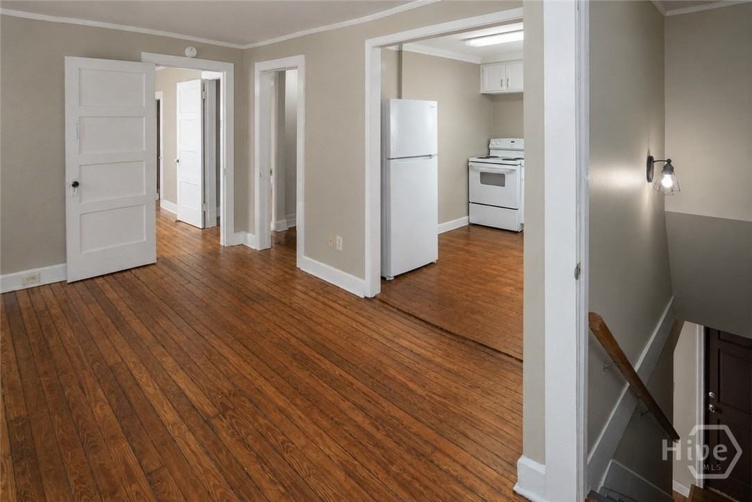 312 N Jefferson St Ne - Photo 7 of 19