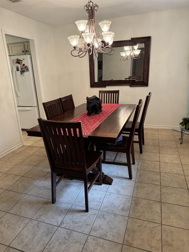 342 Columbine Cir - Photo 3 of 13