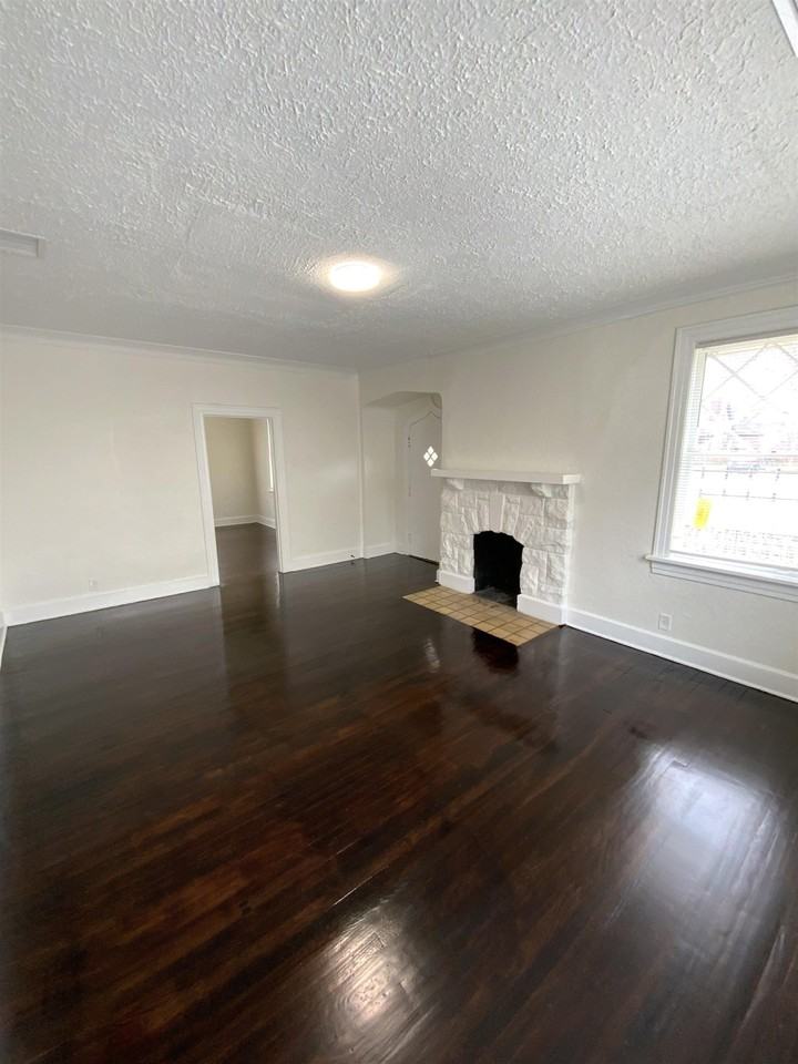 920 N Auburndale St - Photo 5 of 20