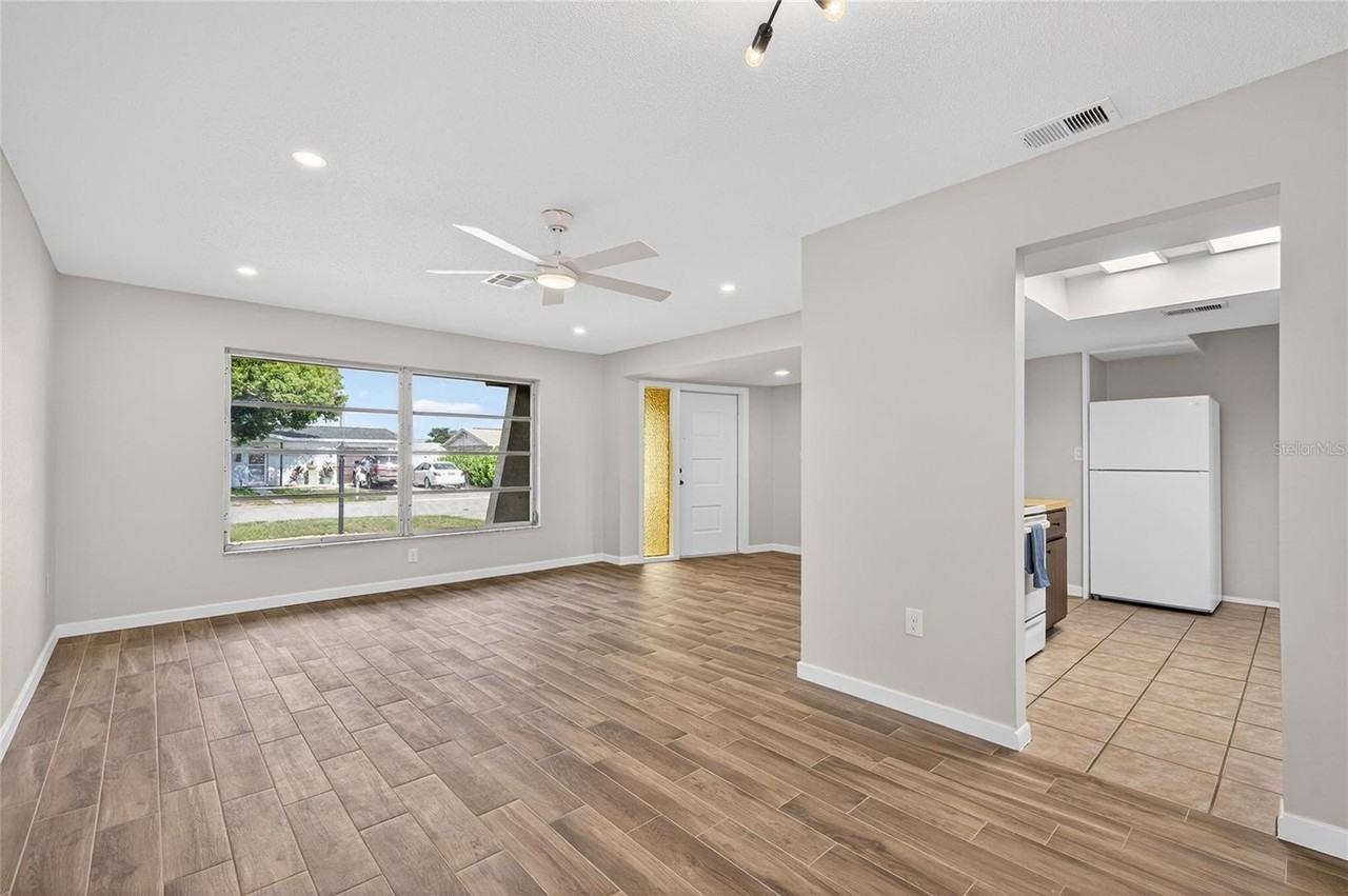 430 Sunnyside Dr - Photo 6 of 36