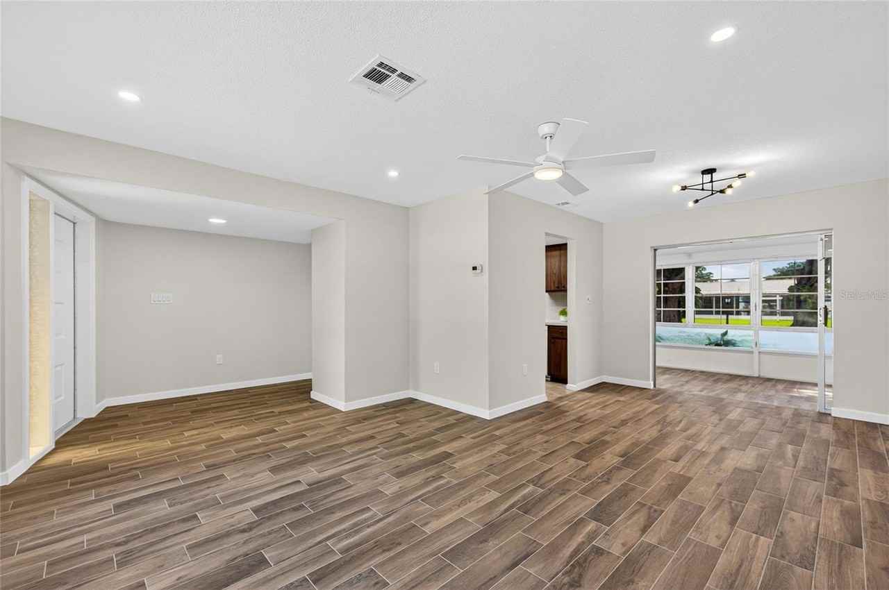 430 Sunnyside Dr - Photo 7 of 36