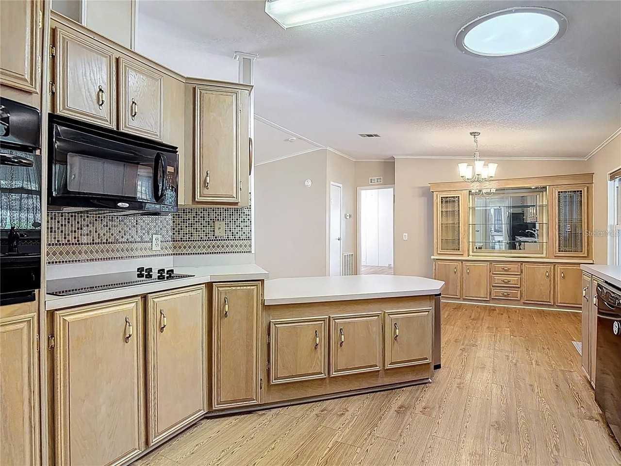 25533 Belle Helene - Photo 5 of 22