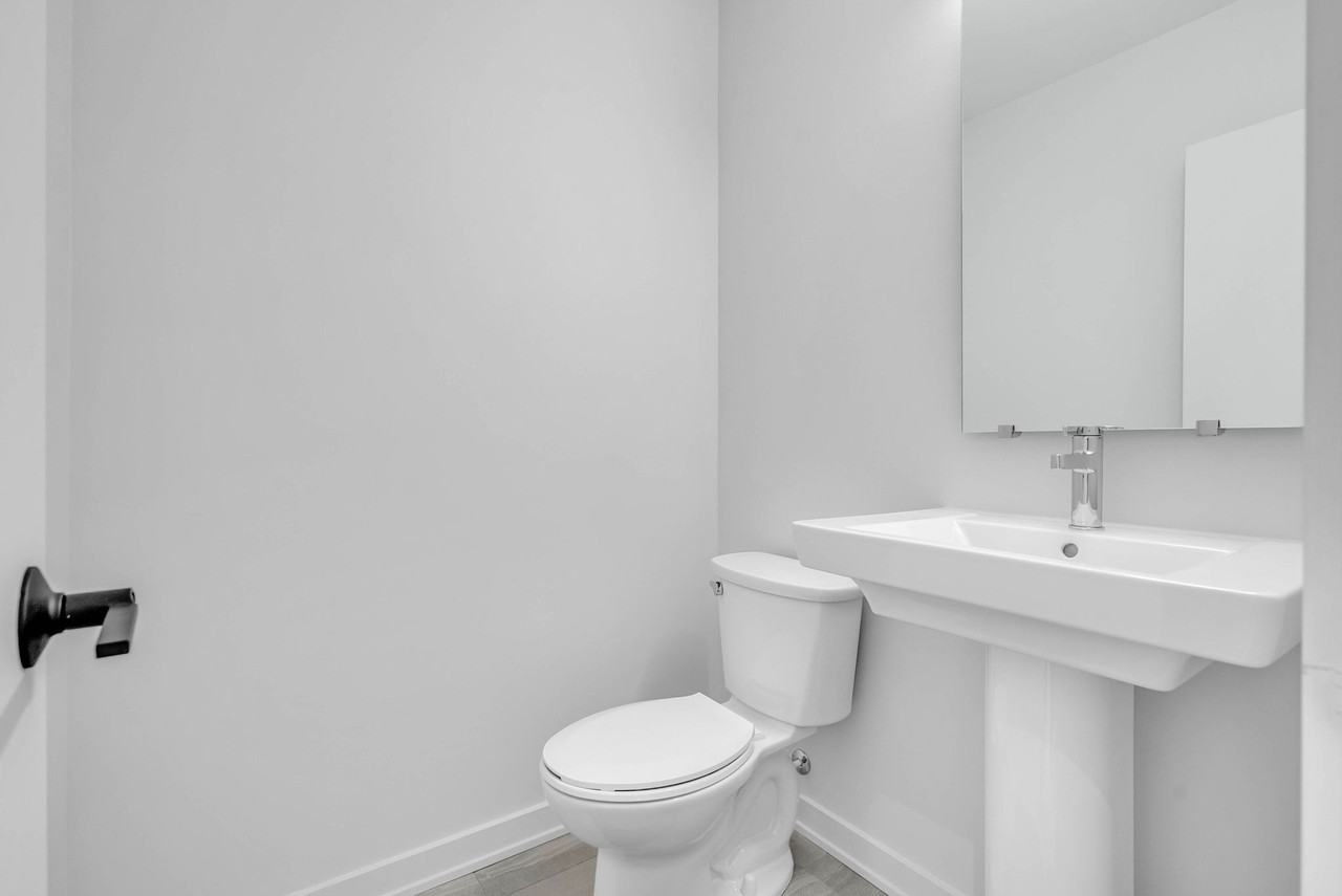 254 Shuttleworth Drive - Photo 7 of 42