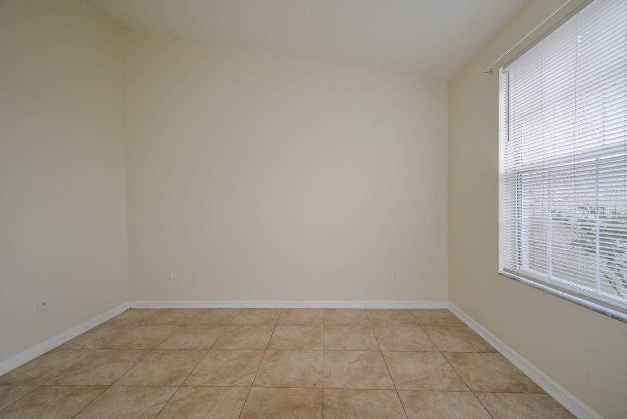 1607 Avondale Ridge Dr - Photo 5 of 24
