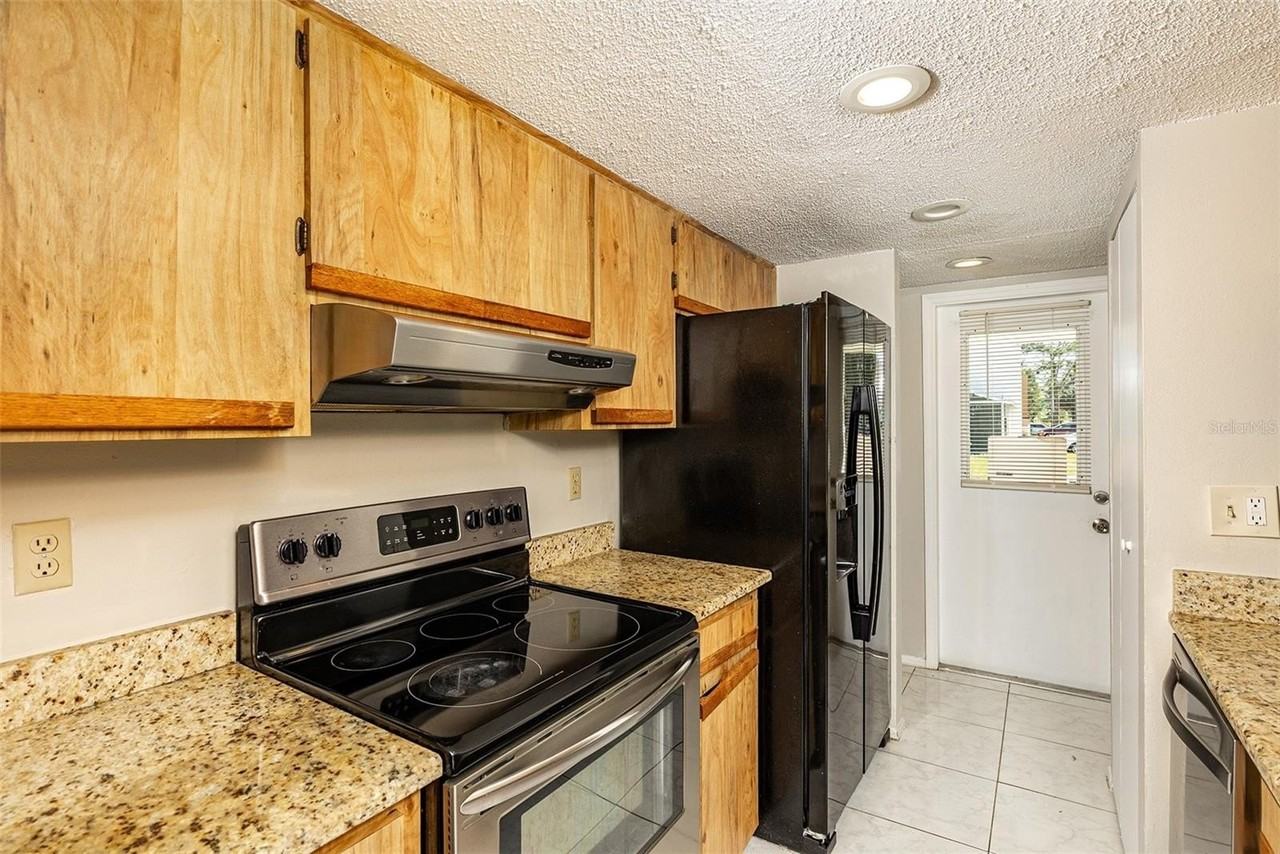 2517 E Stanley Matthew Cir - Photo 4 of 18