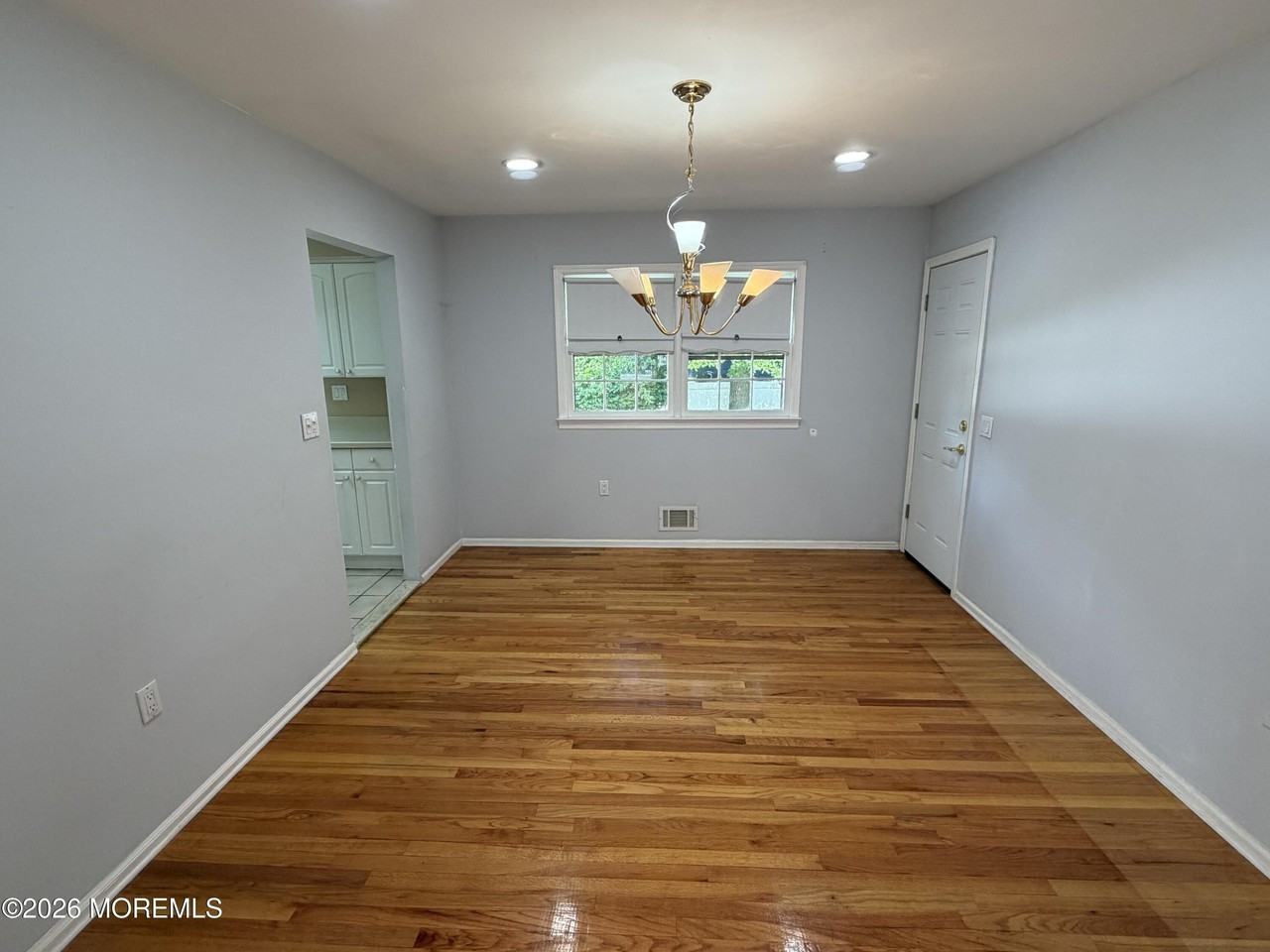 1905 Finderne St - Photo 4 of 15