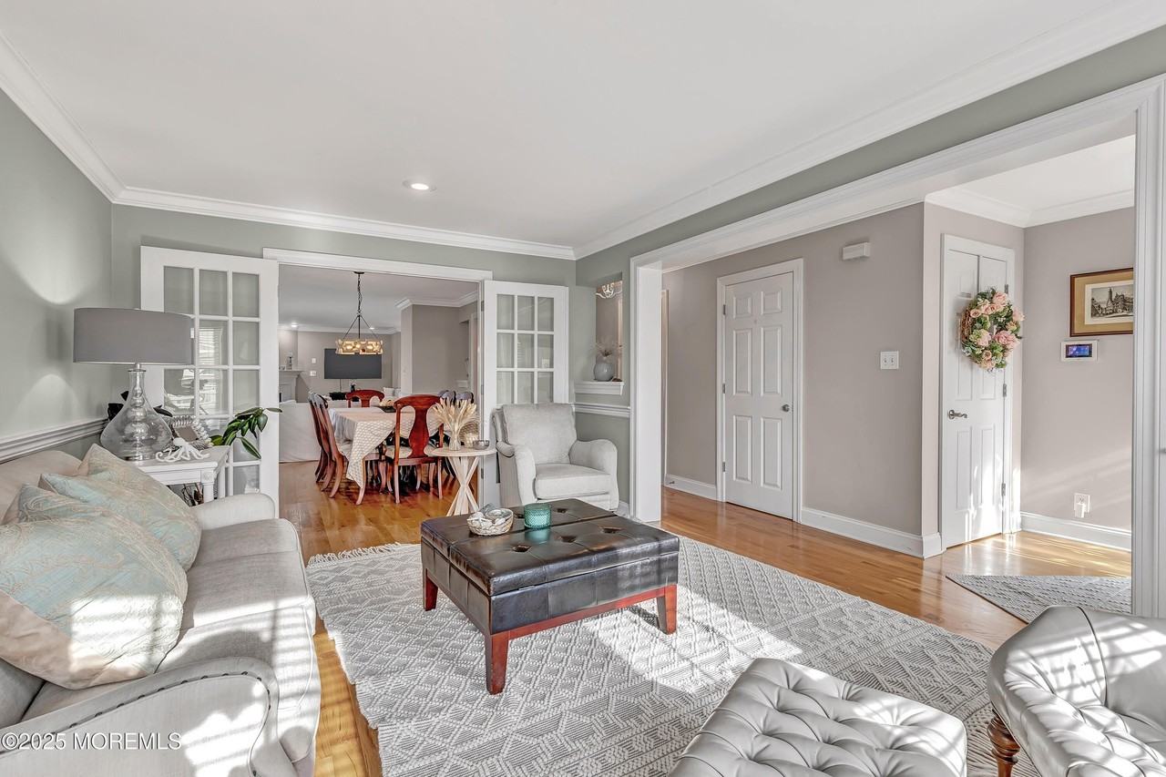 1814 Briarwood Ter - Photo 7 of 26