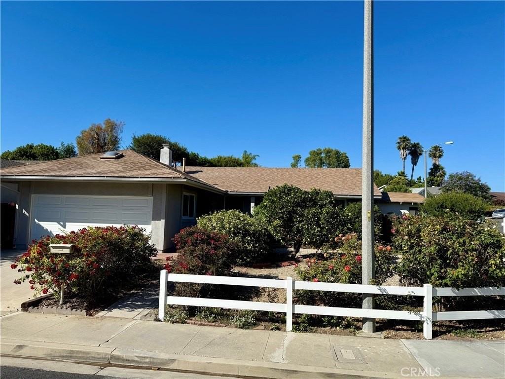 635 Flaming Star Ave