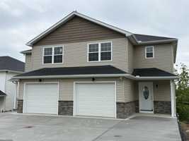 featured image of 3047 6th Ave