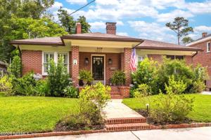 featured image of 1347 Belvedere Ave