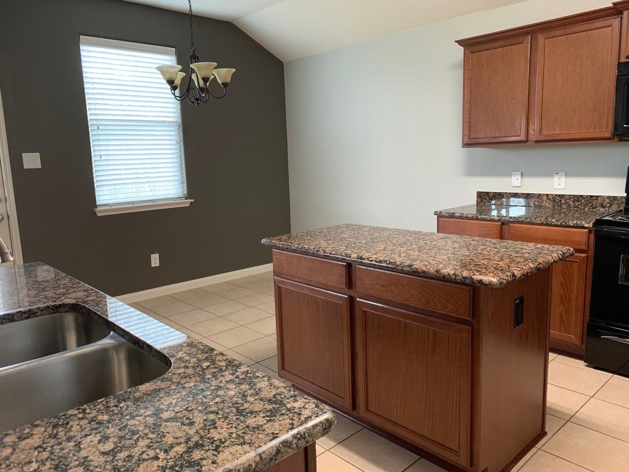 2100 Cypress Way - Photo 2 of 14