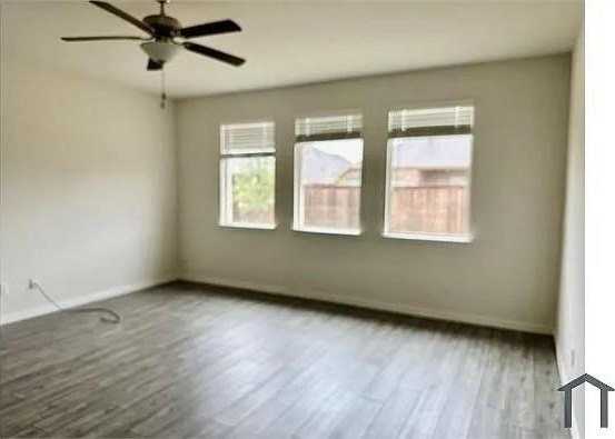 6133 Hightower St - Photo 5 of 11