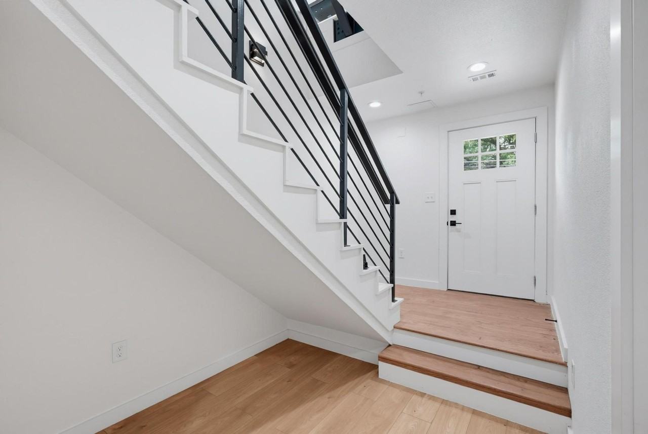 504 S O Connor Rd - Photo 4 of 23