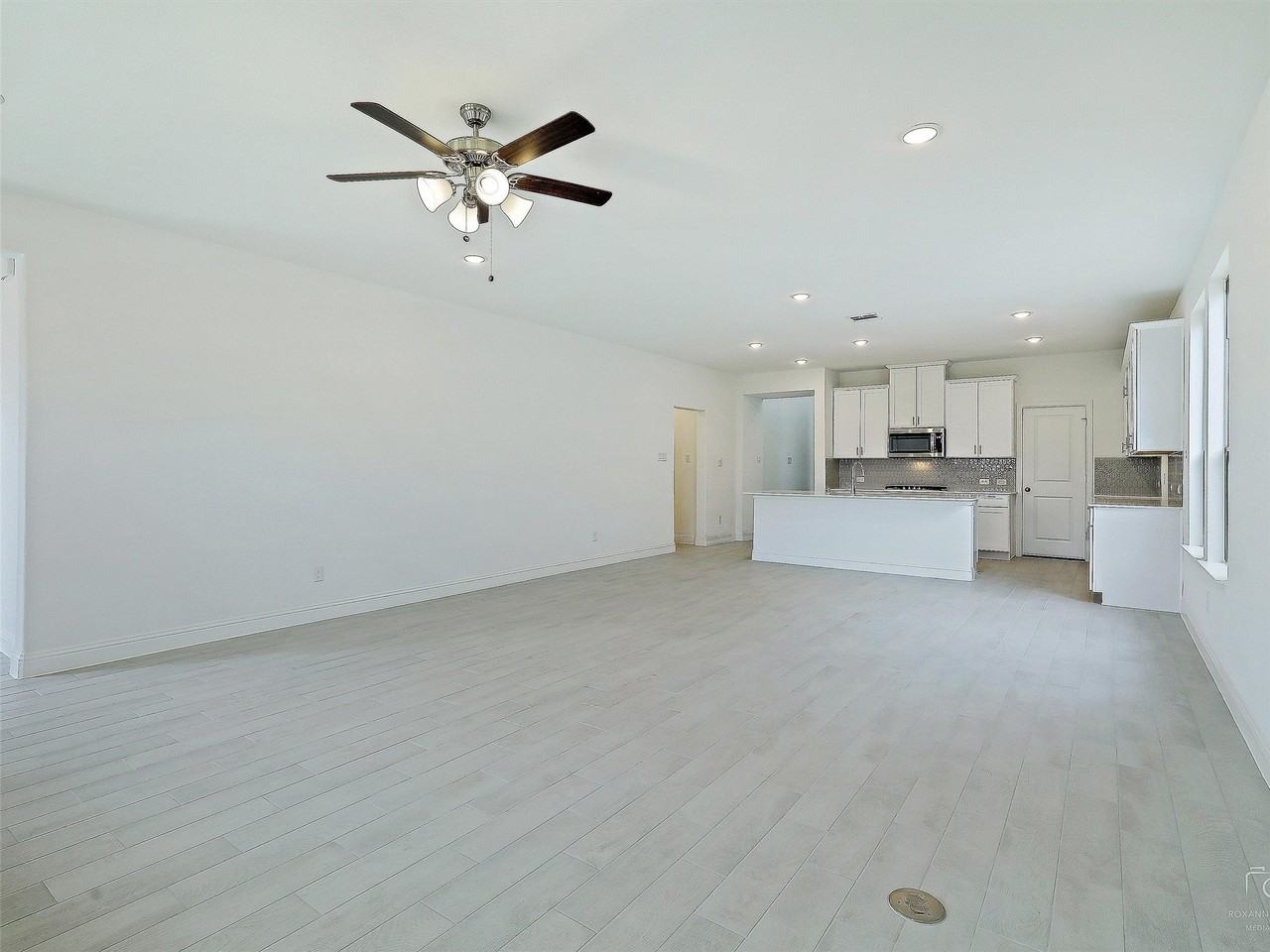 3724 Jan Camille Ct - Photo 6 of 32