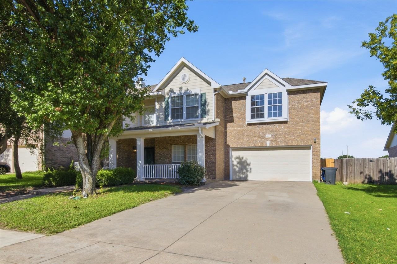 2114 Rustic Ridge Dr