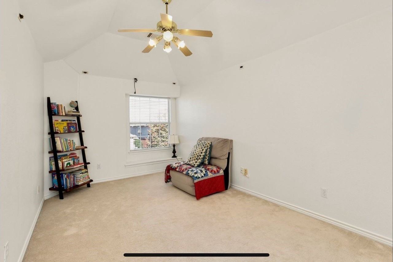 1419 Santa Fe Trl - Photo 5 of 29