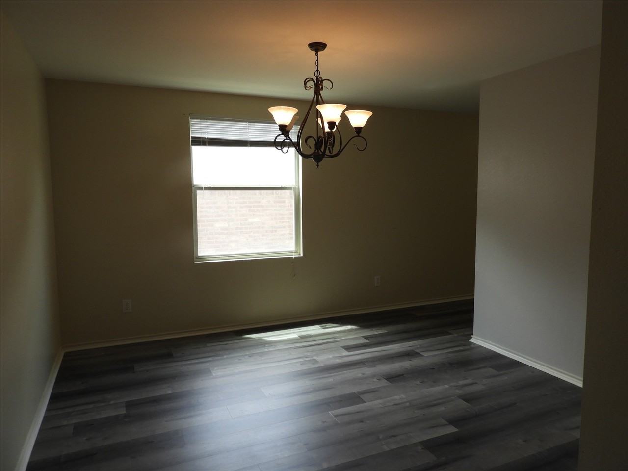 12914 Vassar Dr - Photo 3 of 17