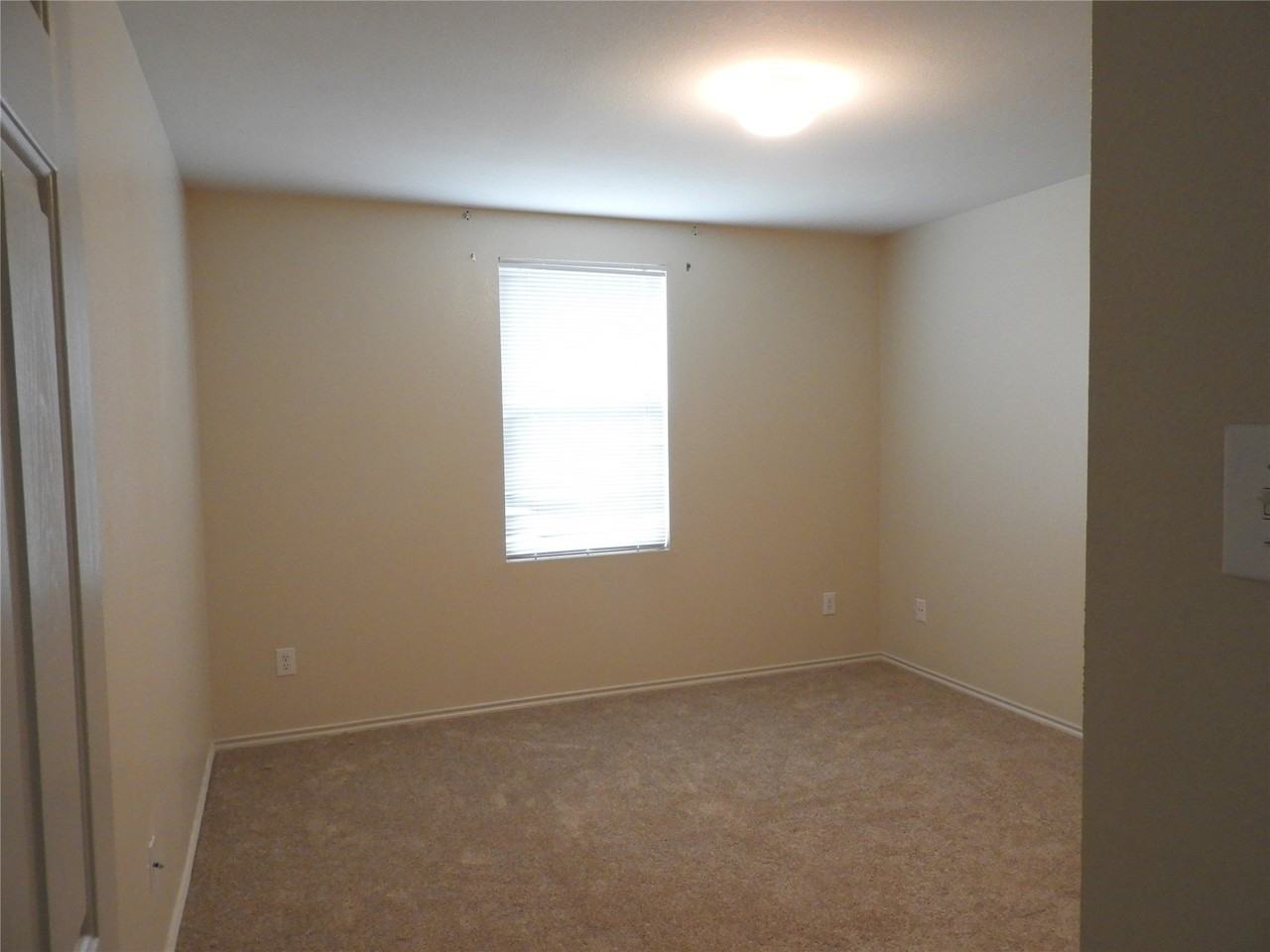 12914 Vassar Dr - Photo 7 of 17