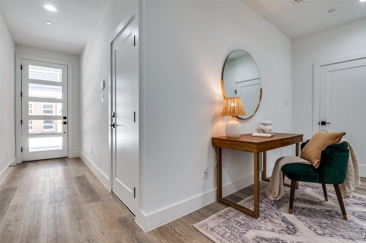 631 N Tyler St #401 - Photo 4 of 19