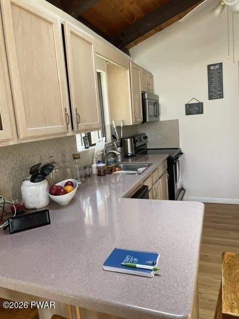 106 Corral Ln - Photo 6 of 13