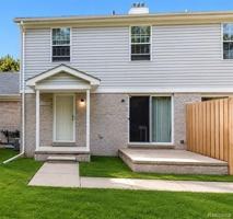 featured image of 47086 Auburn Ct