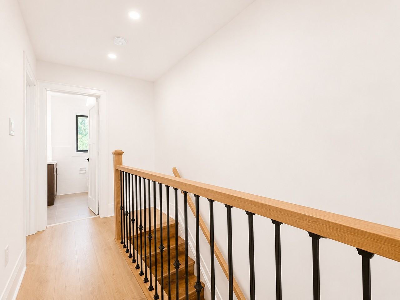 256 Harvie Avenue #2 - Photo 5 of 12