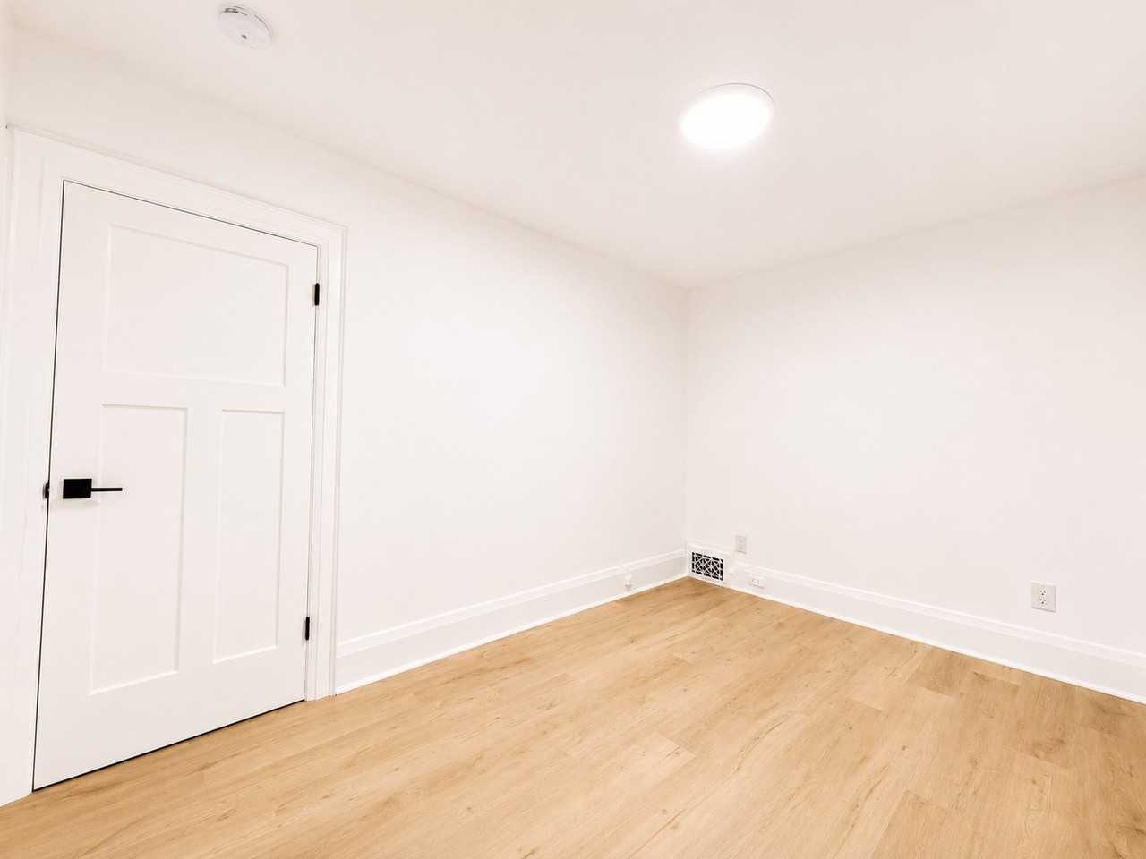 256 Harvie Avenue #2 - Photo 7 of 12