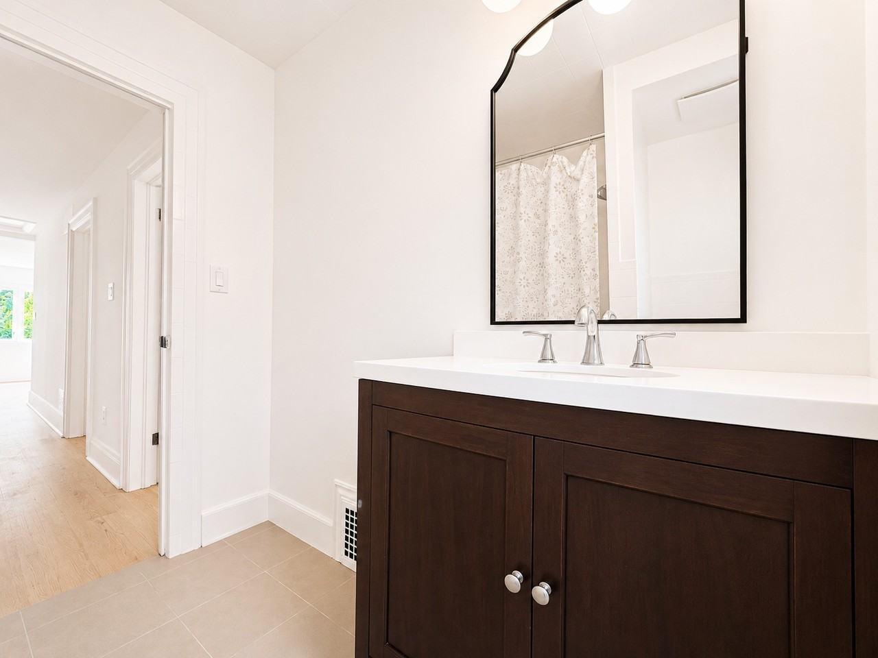 256 Harvie Avenue #2 - Photo 4 of 12