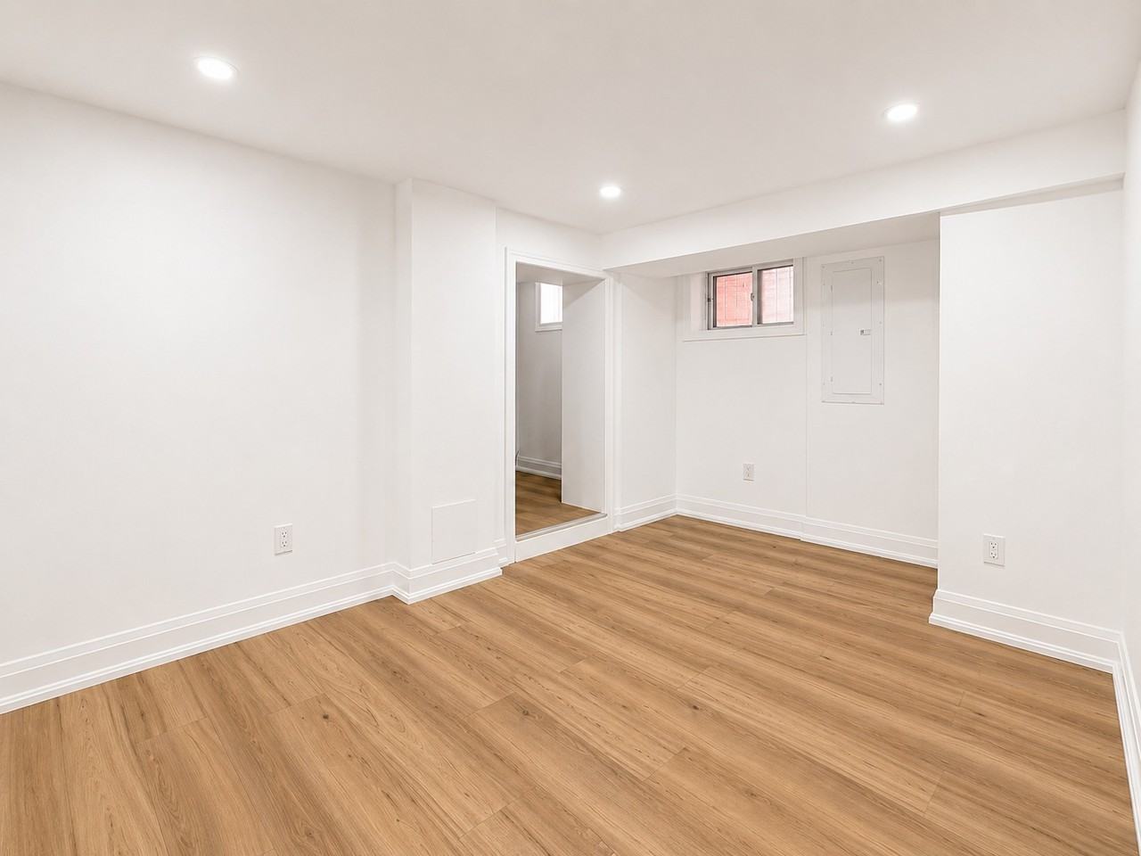 256 Harvie Avenue - Photo 5 of 10