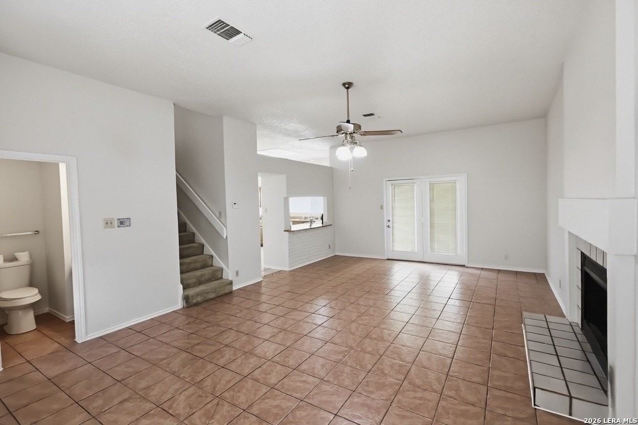 227 Burlington Dr - Photo 6 of 30