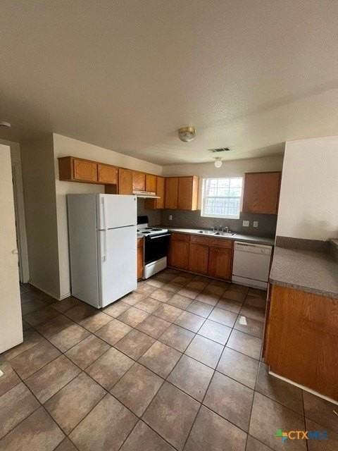 4302 Mattie Dr - Photo 3 of 9