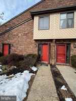 featured image of 303 Mountainview Dr #303