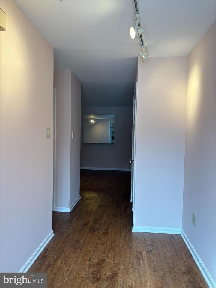 303 Mountainview Dr #303 - Photo 2 of 24