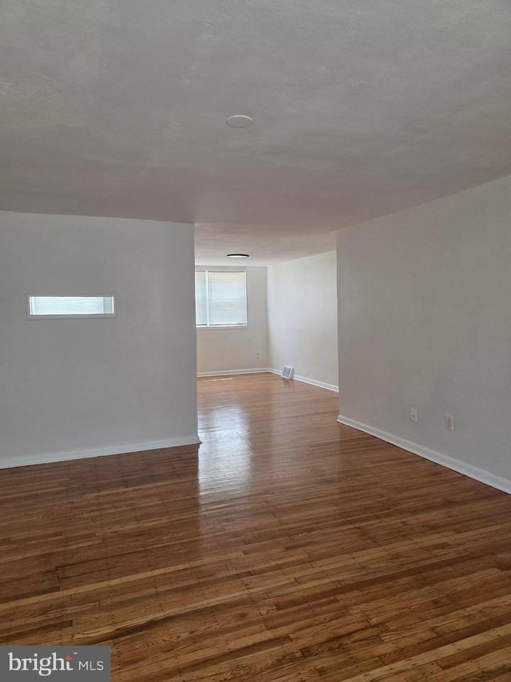 1315 Harshaw Rd - Photo 2 of 16