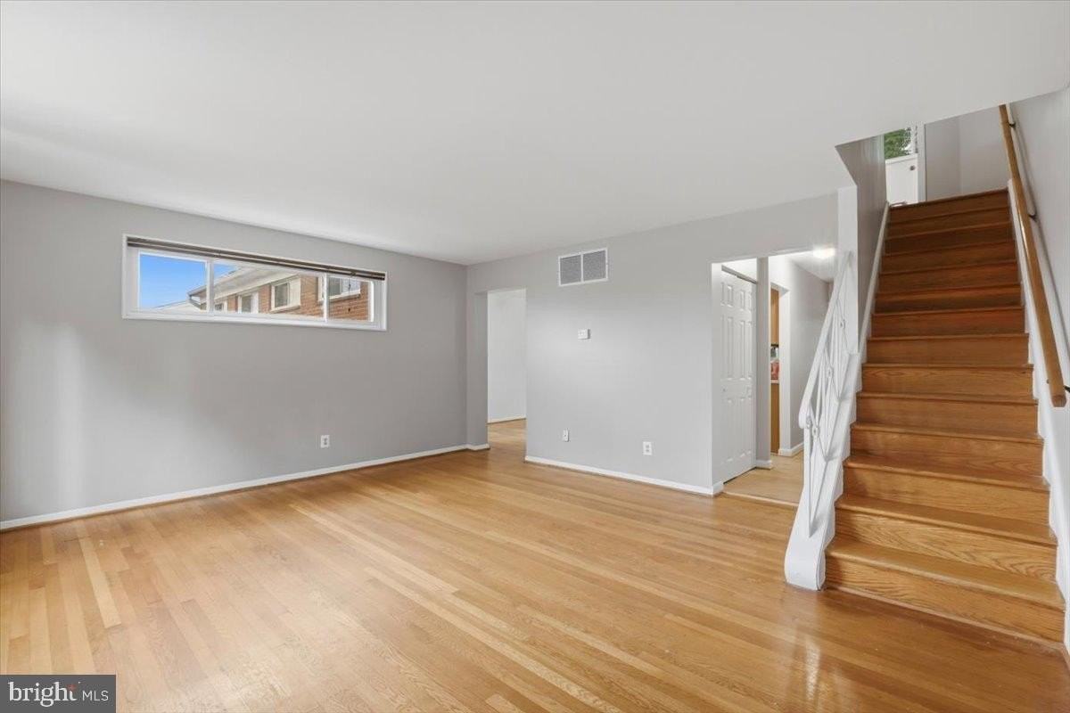 5024 8th Rd S - Photo 6 of 35