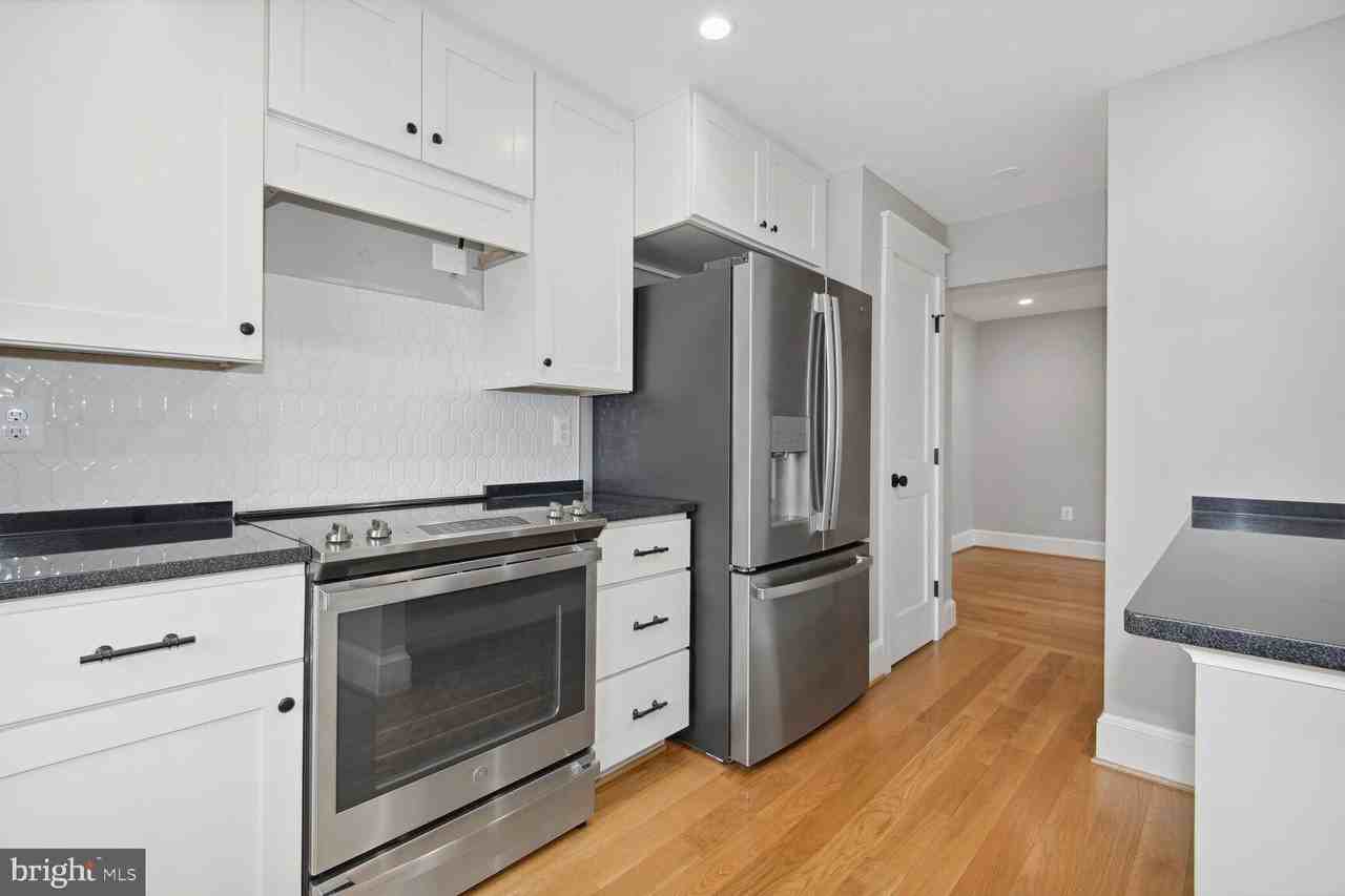 11 S Madison St #203 - Photo 2 of 7