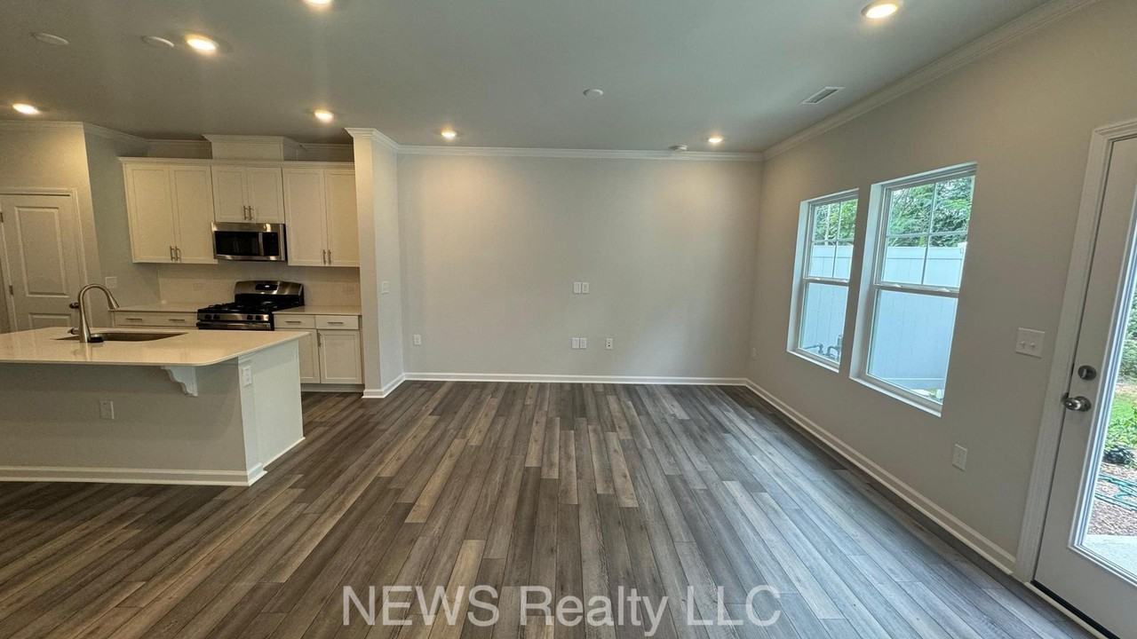 187 Peebles Dr - Photo 4 of 50