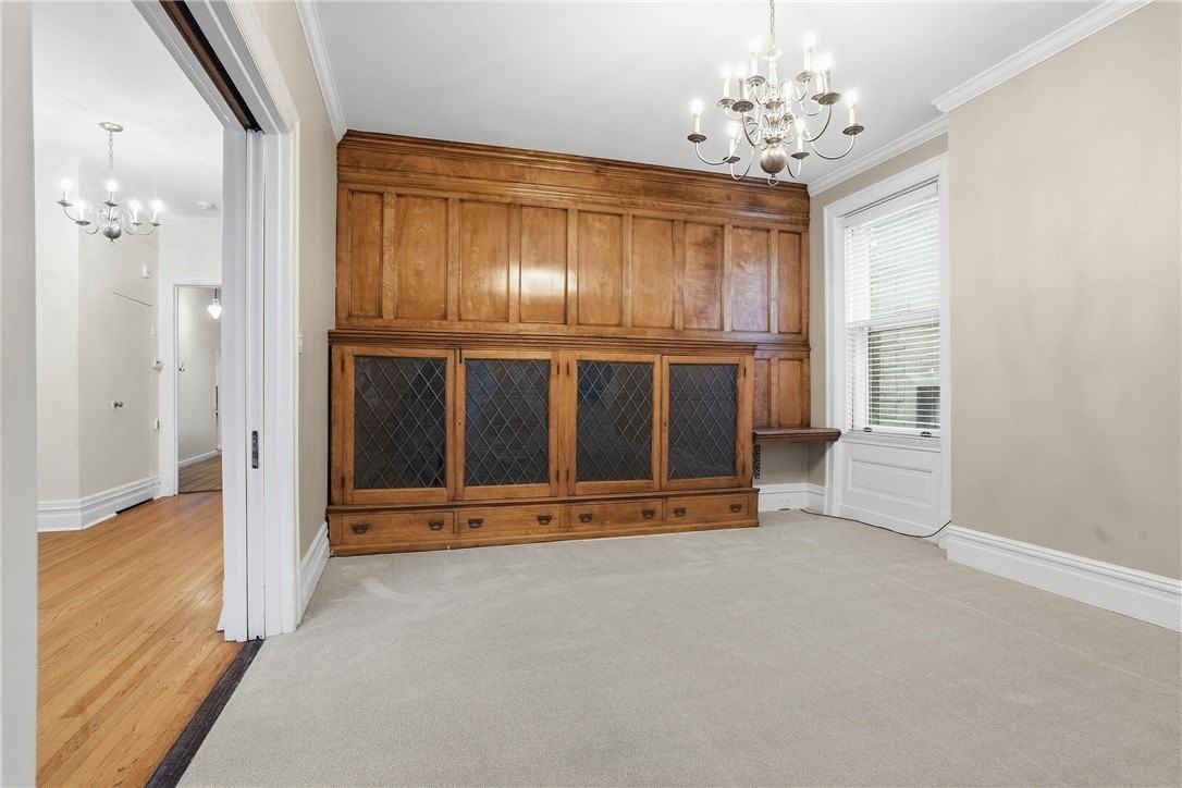 1084 Shady Ave - Photo 6 of 50