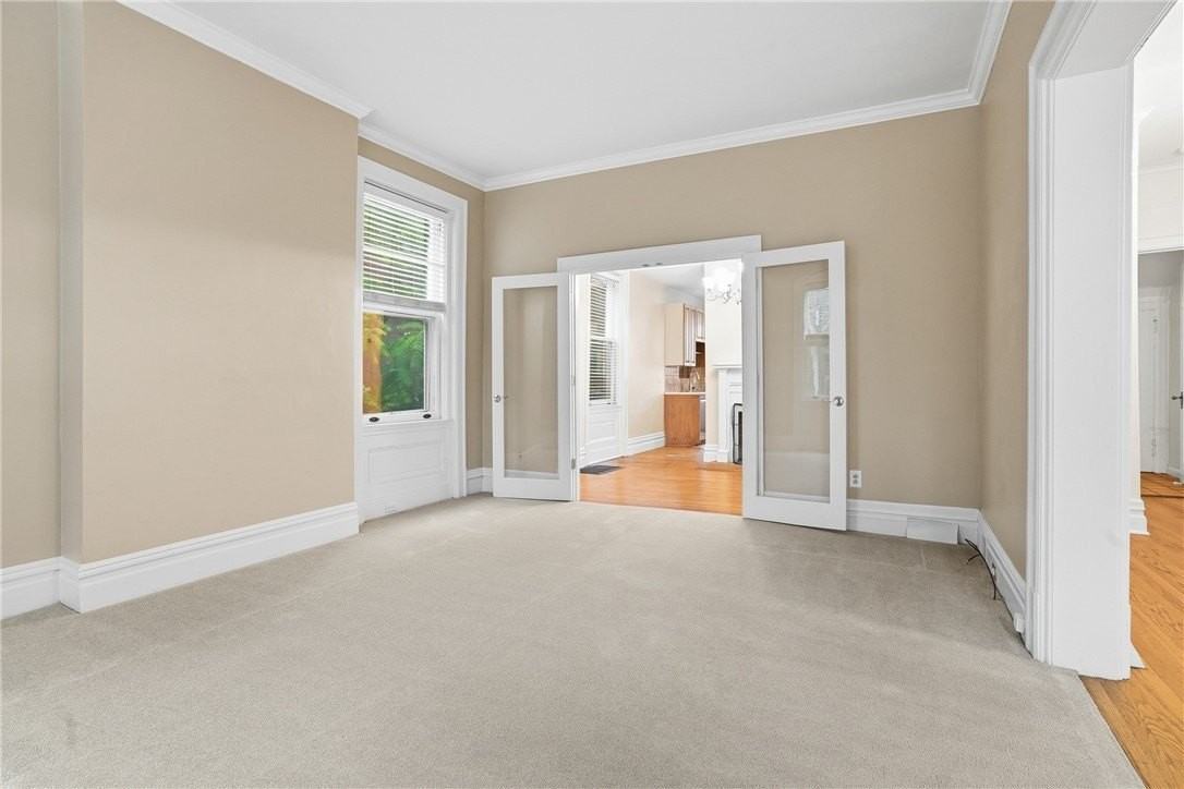 1084 Shady Ave - Photo 7 of 50