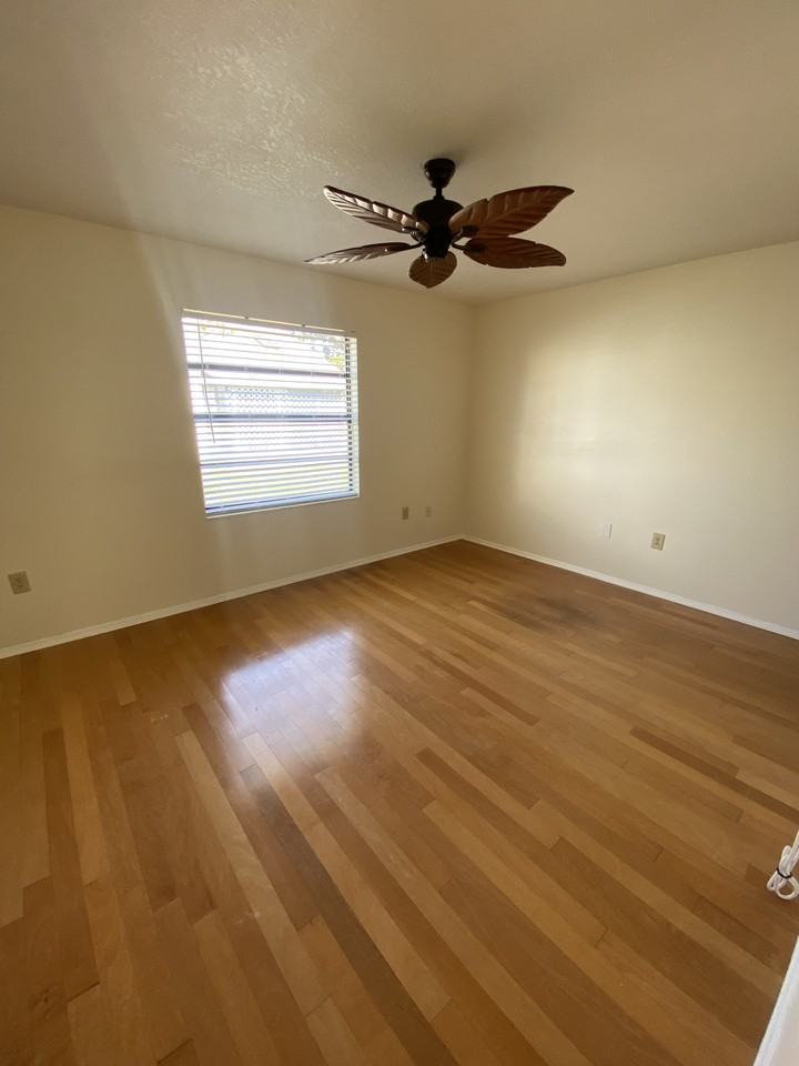 3694 Hardwood Ct - Photo 6 of 19